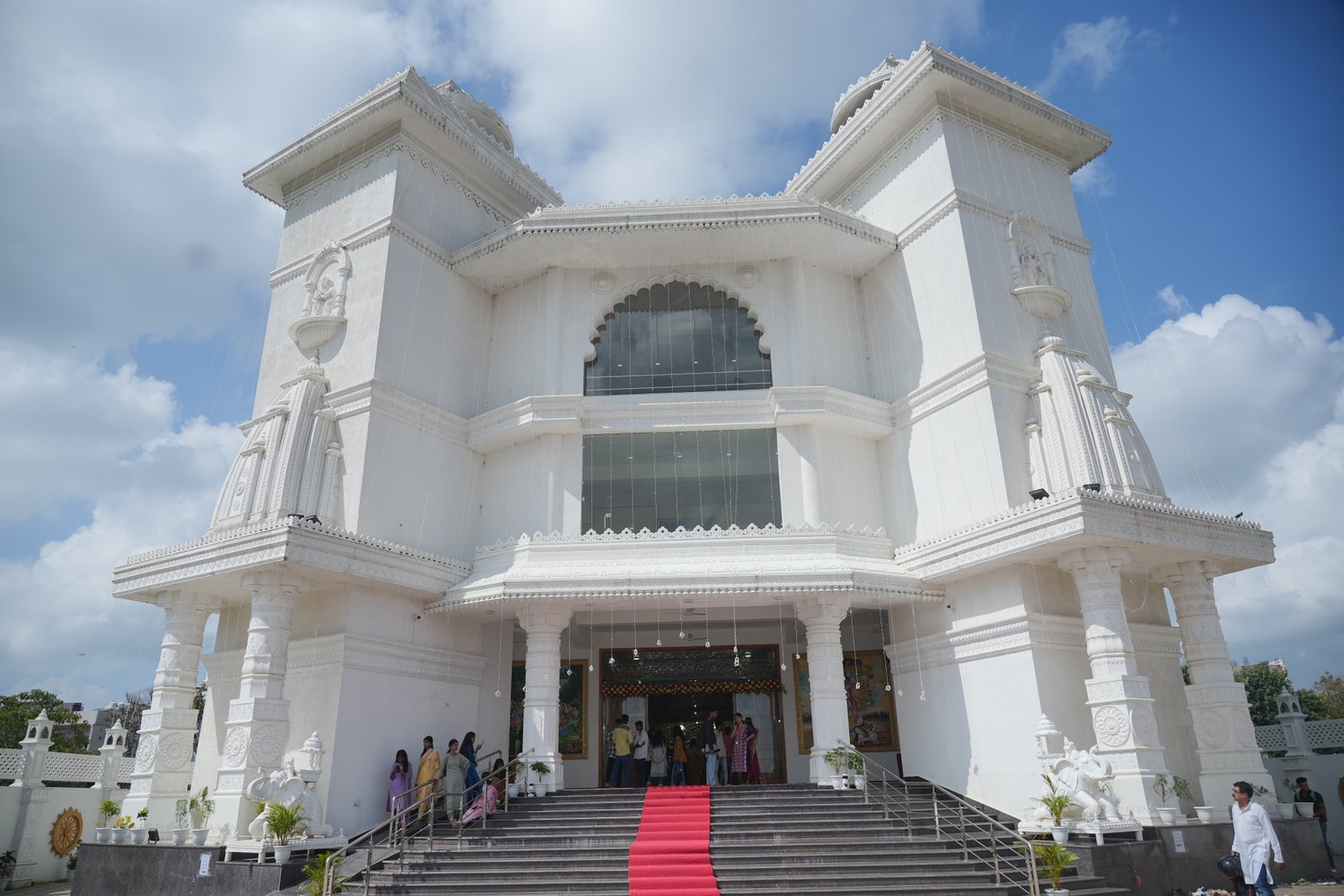 Shri Krishn pranami sewa dham mandir